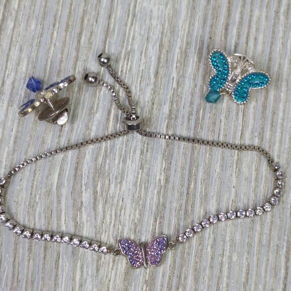 Women’s 3 Piece Silver Tone Bracelet Set With 2 Embellished Butterfly Pins Brooc - Picture 6 of 6